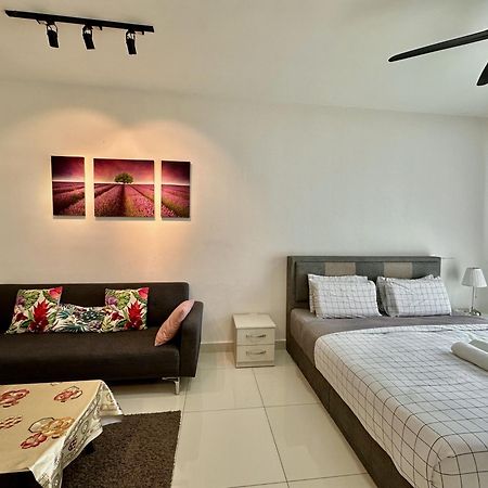 Teega Suites Puteriharbour By Wp Homestay Τζόχορ Μπάχρου Εξωτερικό φωτογραφία
