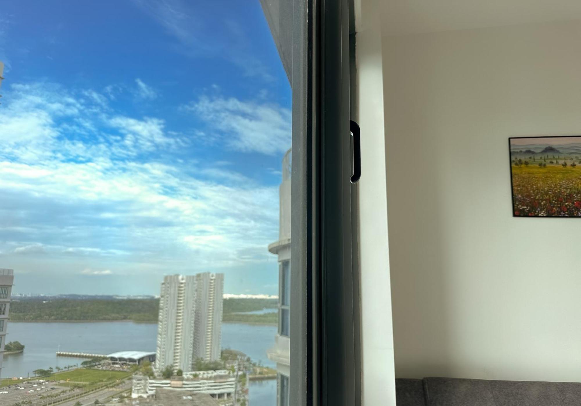 Teega Suites Puteriharbour By Wp Homestay Τζόχορ Μπάχρου Δωμάτιο φωτογραφία